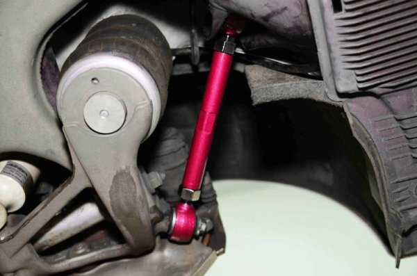 画像7: AUDI A4 B8 リア トー コントロール アーム (7)