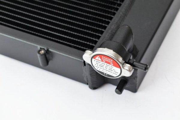 画像3: Z.S.S. アルミ製 3層 ラジエター ラジエーター S13 S14 S15 シルビア 180SX RBエンジン換装車用 MT (3)