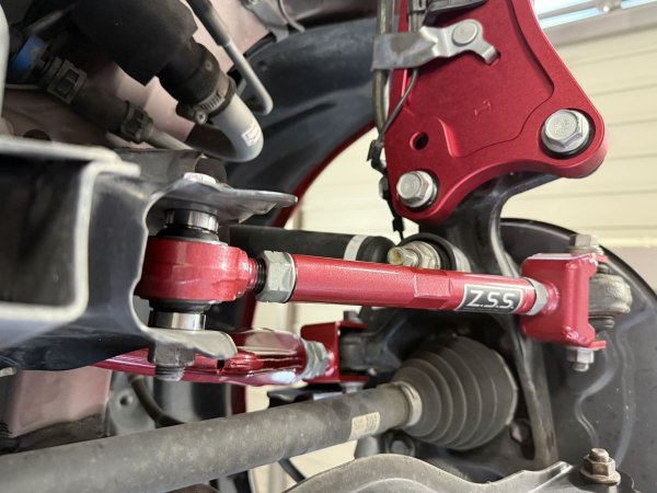 画像8: リア トーコントロールアーム (8)